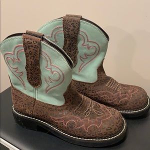 Arias “Fatboy” short cowboy boots